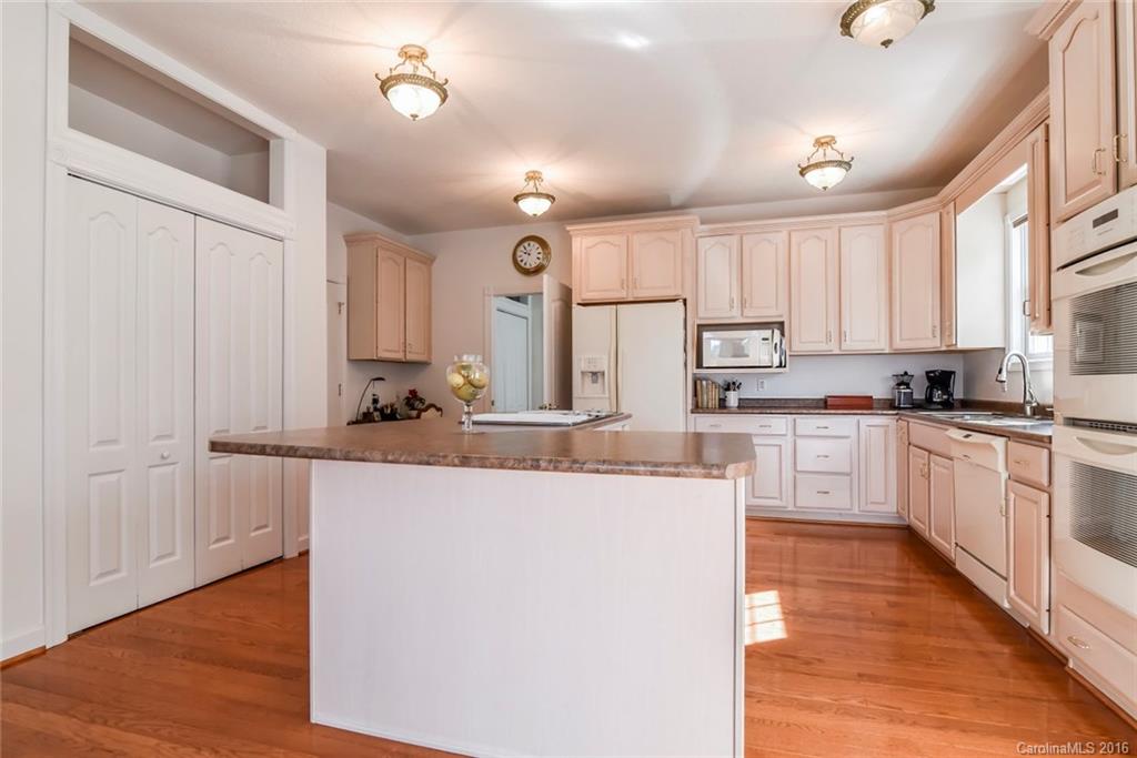 Laurel Oaks - Residential