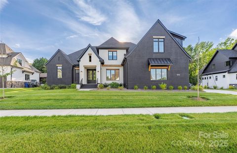 Photo of 10119 Laurier Lane, Huntersville, NC 28078 (MLS # 4273565)