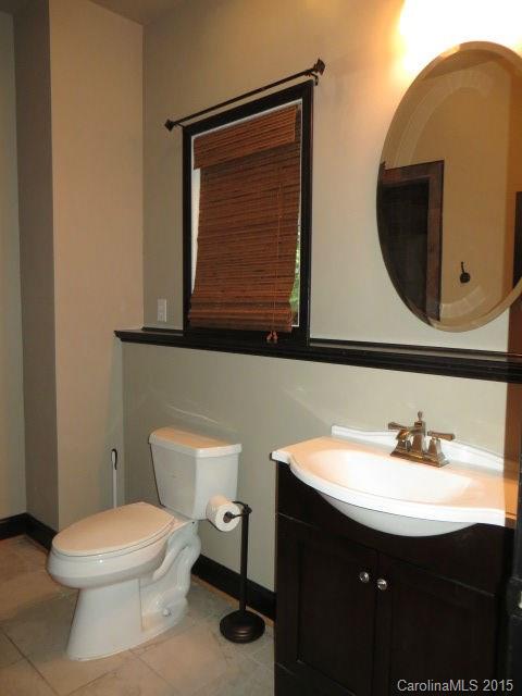 Lake Shore - Residential Lease