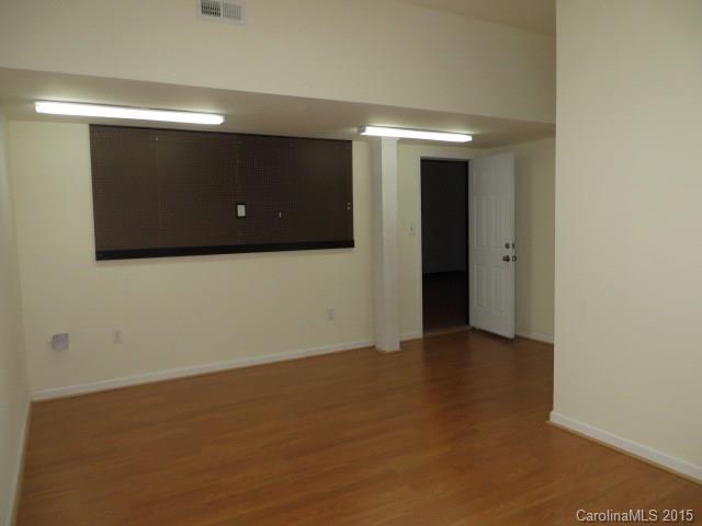 Lake Shore - Residential Lease