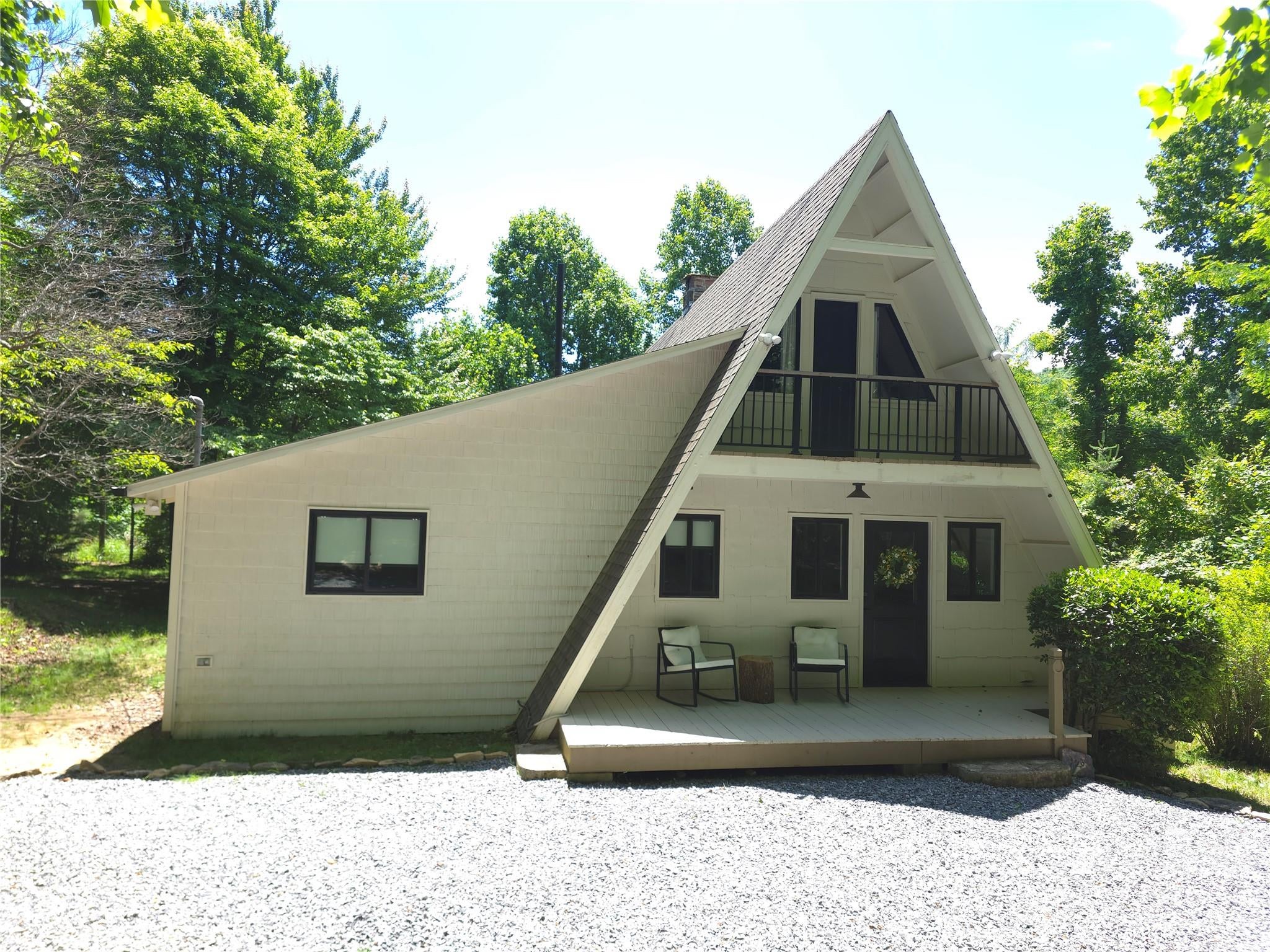 826 Shumont Road