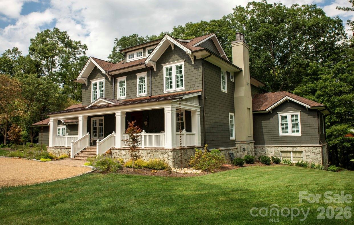 1 Cedar Chine Drive