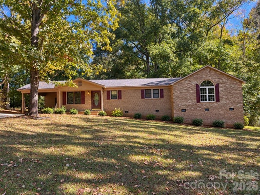 1609 UNIVERSITY PARK DR, LANCASTER, SC 29720 - Image f142d8c0c62a94de24516ec0690efb2c/2429578712