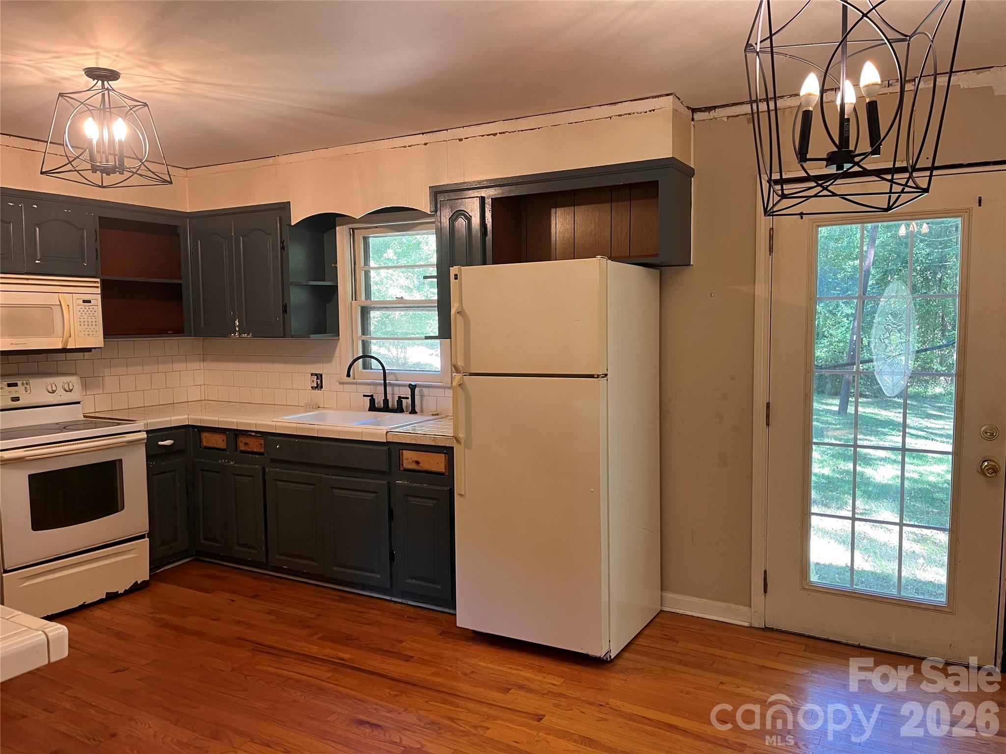 1609 University Park Drive