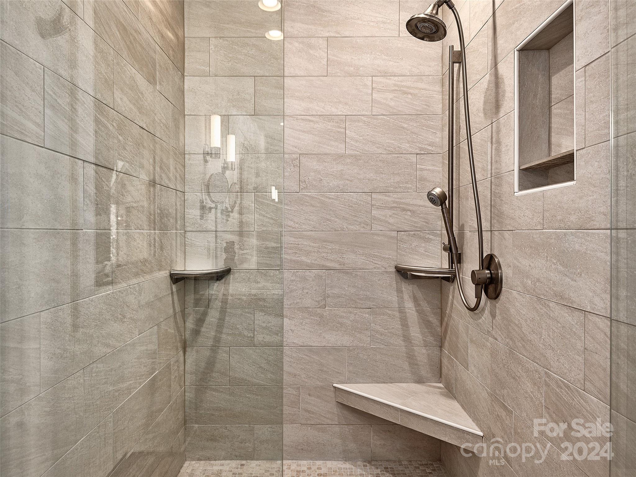 Lake Toxaway Estates - Residential