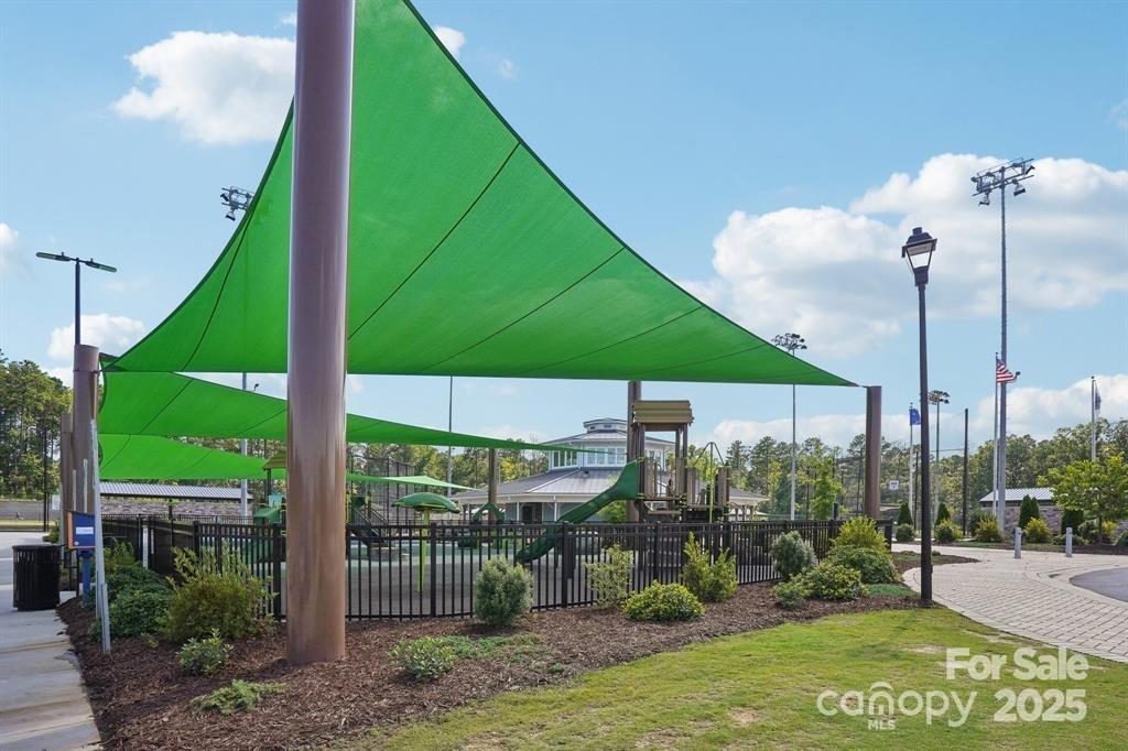 Paddlers Cove - Residential