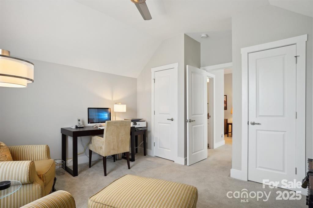 Paddlers Cove - Residential