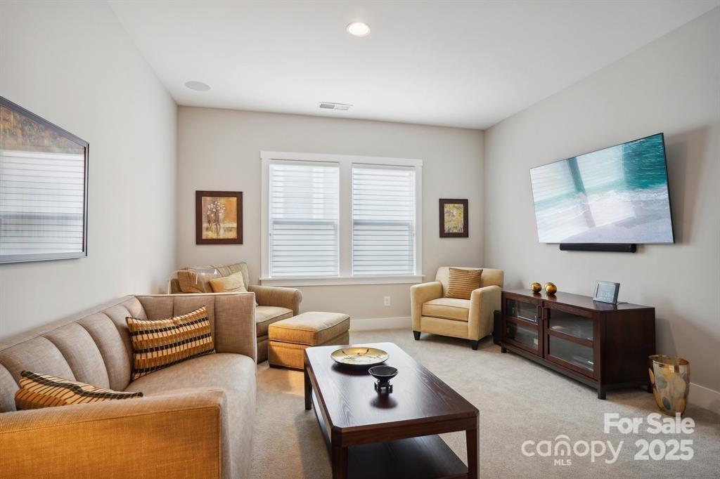 Paddlers Cove - Residential