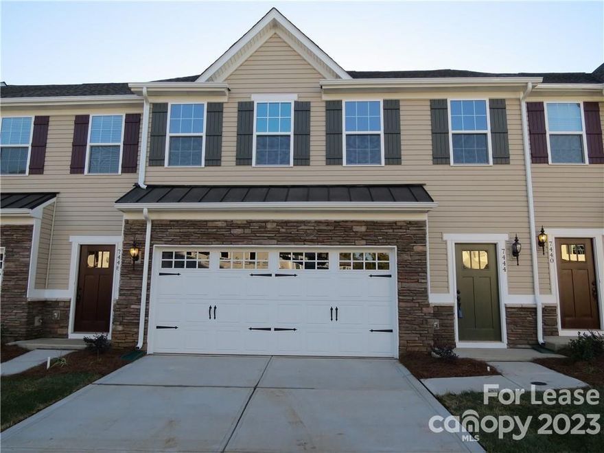 Beautiful gated community 2-story town home in the up and coming desirable Steele Creek area is where you want to be. It features a laundry room w/storage, carpet/wood/vinyl flooring, storage room w/shelving, & smurf door under staircase. The kitchen is equipped with an island, Stainless Steel Appliances, granite counter tops, dinning area just off to the left, breakfast nook, & great counter space. The first master suite/bath features a tray ceiling w/crown molding inside, two closets, Great Room, Dining Room & Kitchen. Fully Equipped Kitchen with Stainless Steel Stove, Microwave, Refrigerator & Dishwasher. Upstairs Master Suite. Master Bath w/ Dual Sink Vanity & Garden Tub.  Washer/Dryer Included. Two-Car Attached Garage. Enclosed Patio. Community Pool, Fitness Center, Putting Green, Gated.