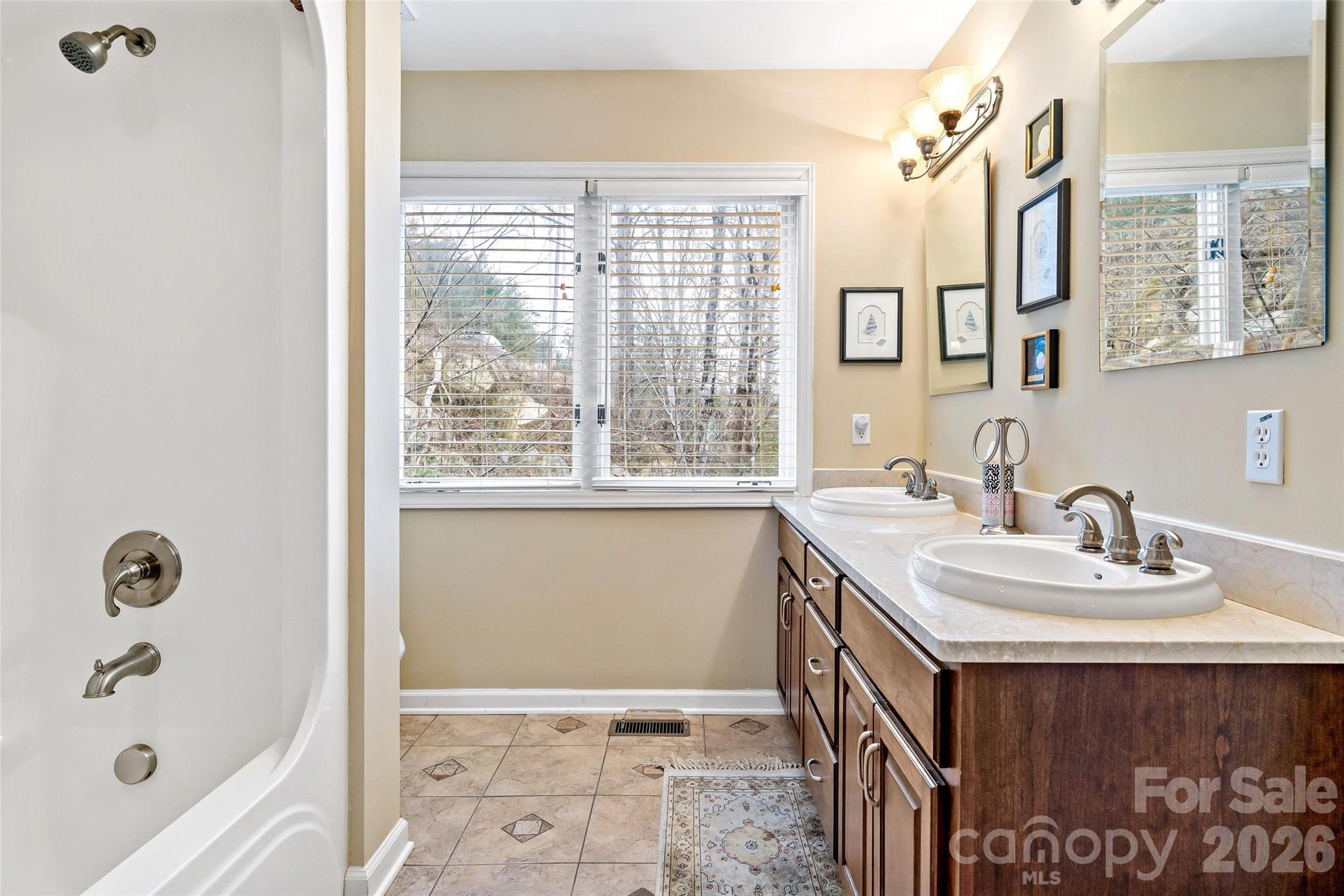 Linville Mountain Acres - Residential