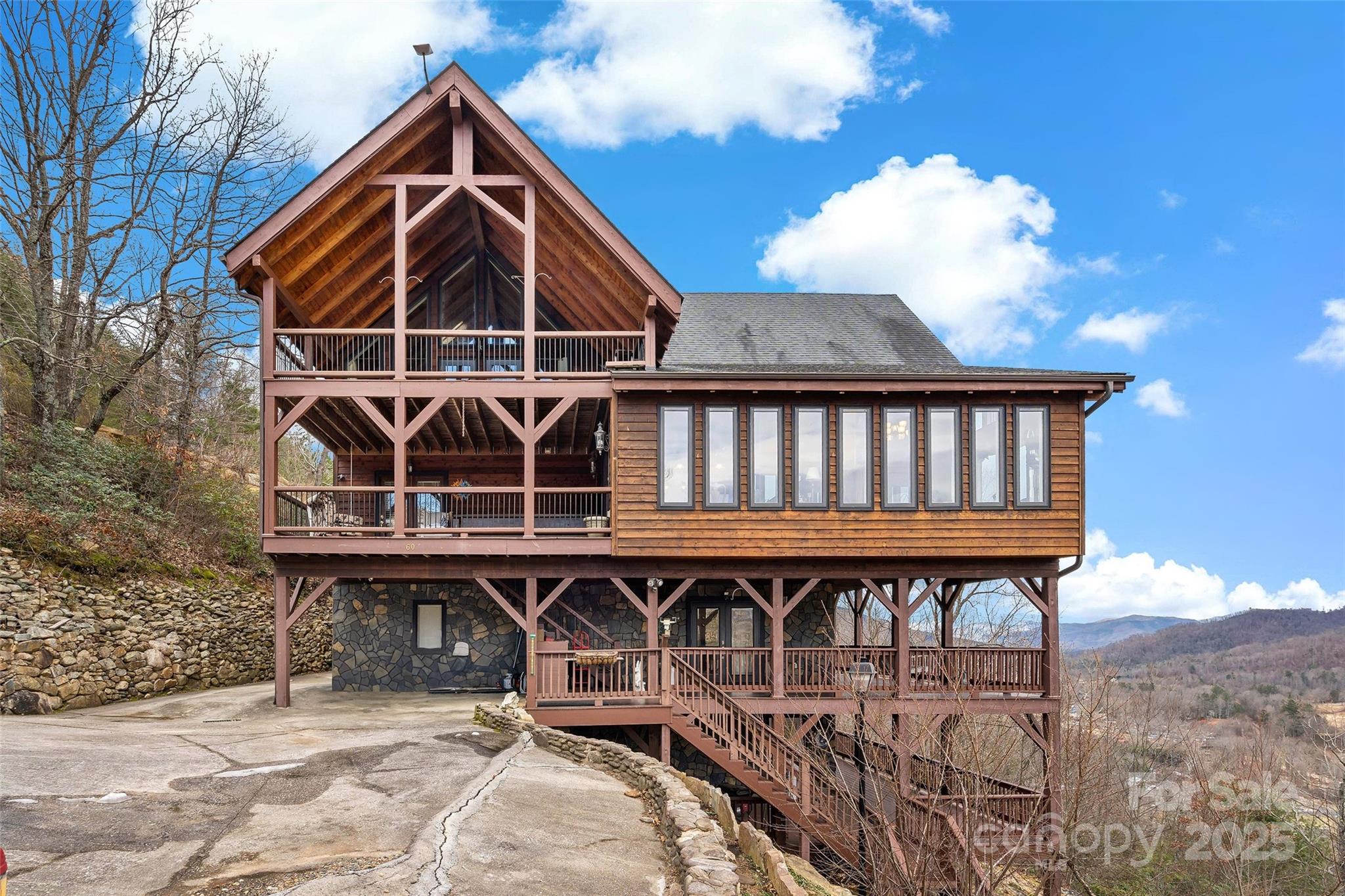 60 E Valley View Drive