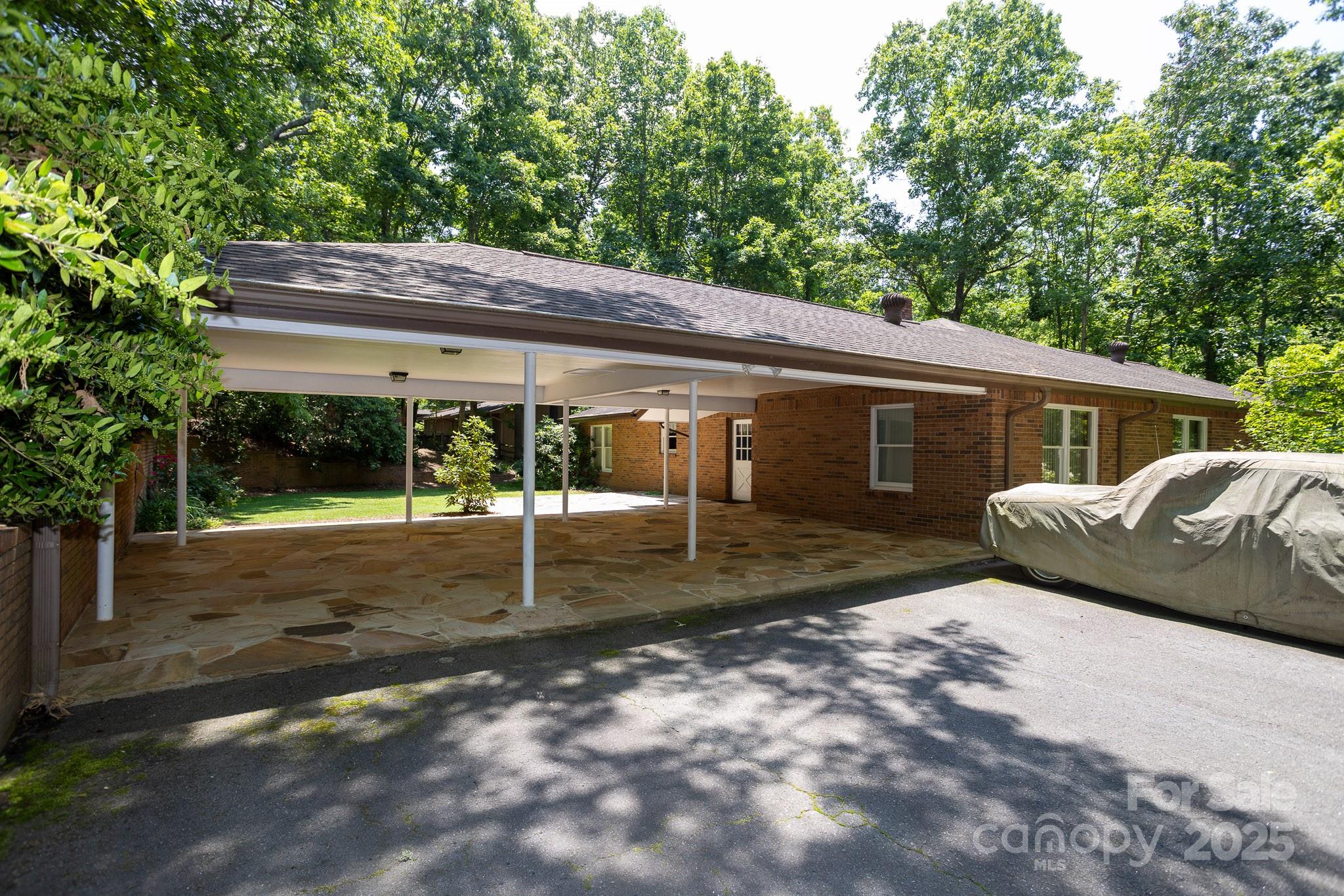 15 Cedar Trail