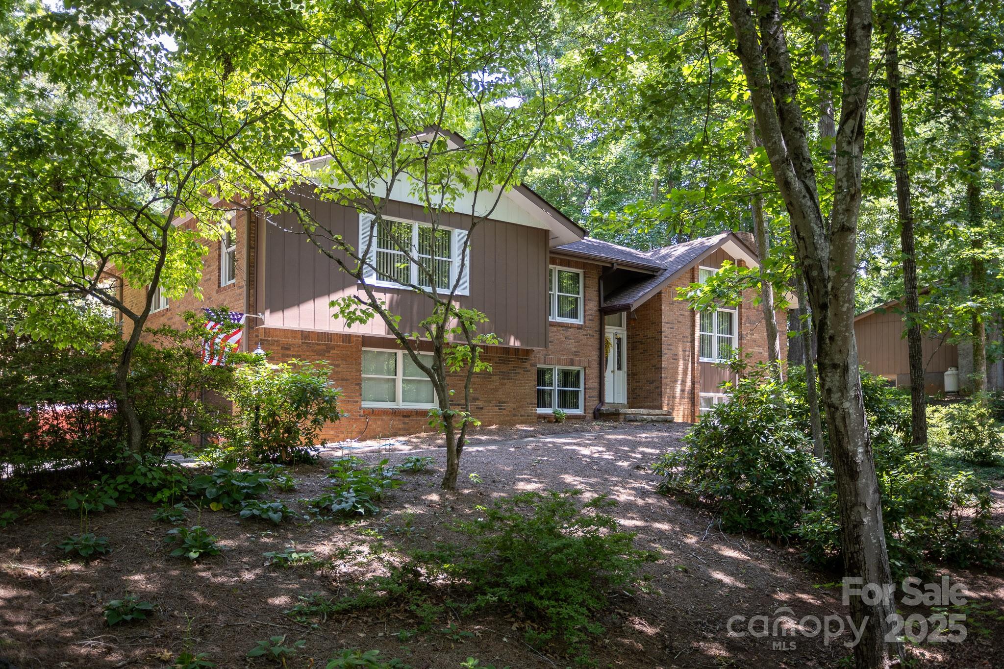 15 Cedar Trail