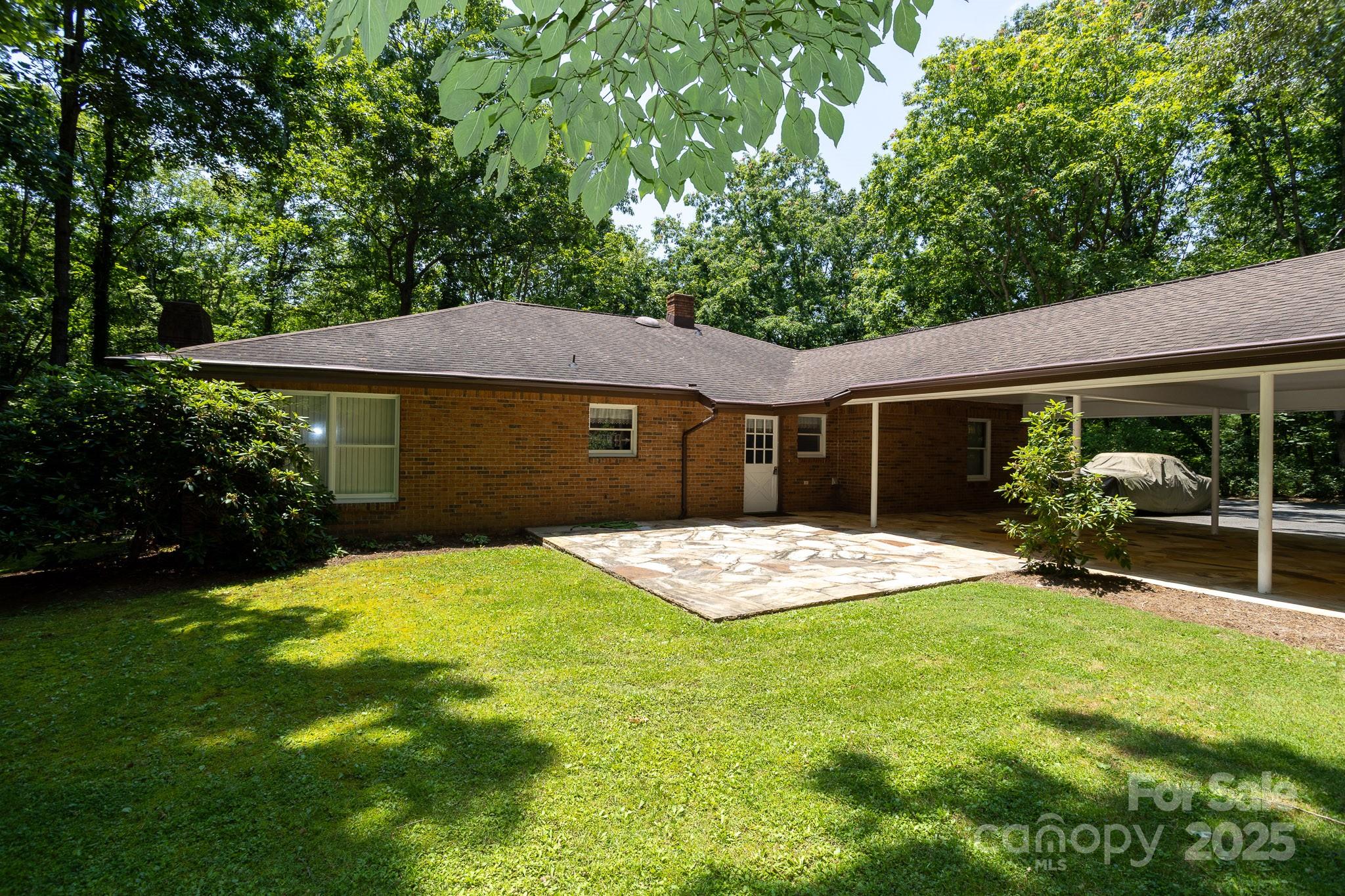 15 Cedar Trail