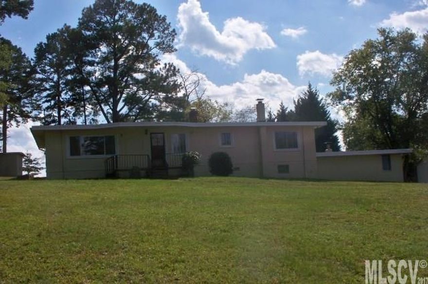 Large lot in NE Hickory with 3 bedroom 2 bath home with some hardwood floors. Large private back yard.  3 bay pole shed could be used for parking.  Separate lower level utility room could be used for storage/rec room.  Master bedroom with walk in closet.  Near schools and shopping and just minutes from downtown Hickory.  This is a Fannie Mae HomePath property.