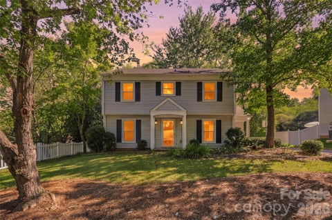 Photo of 320 Sunnywood Lane, Charlotte, NC 28270 (MLS # 4428874)