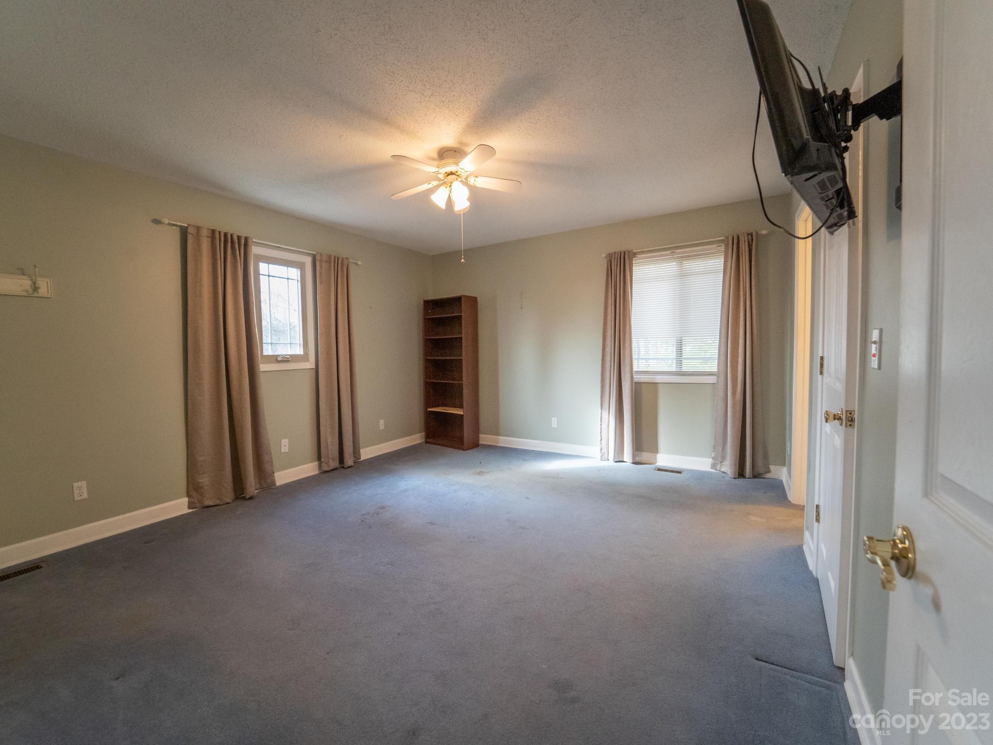 Chestnut Ridge - Residential