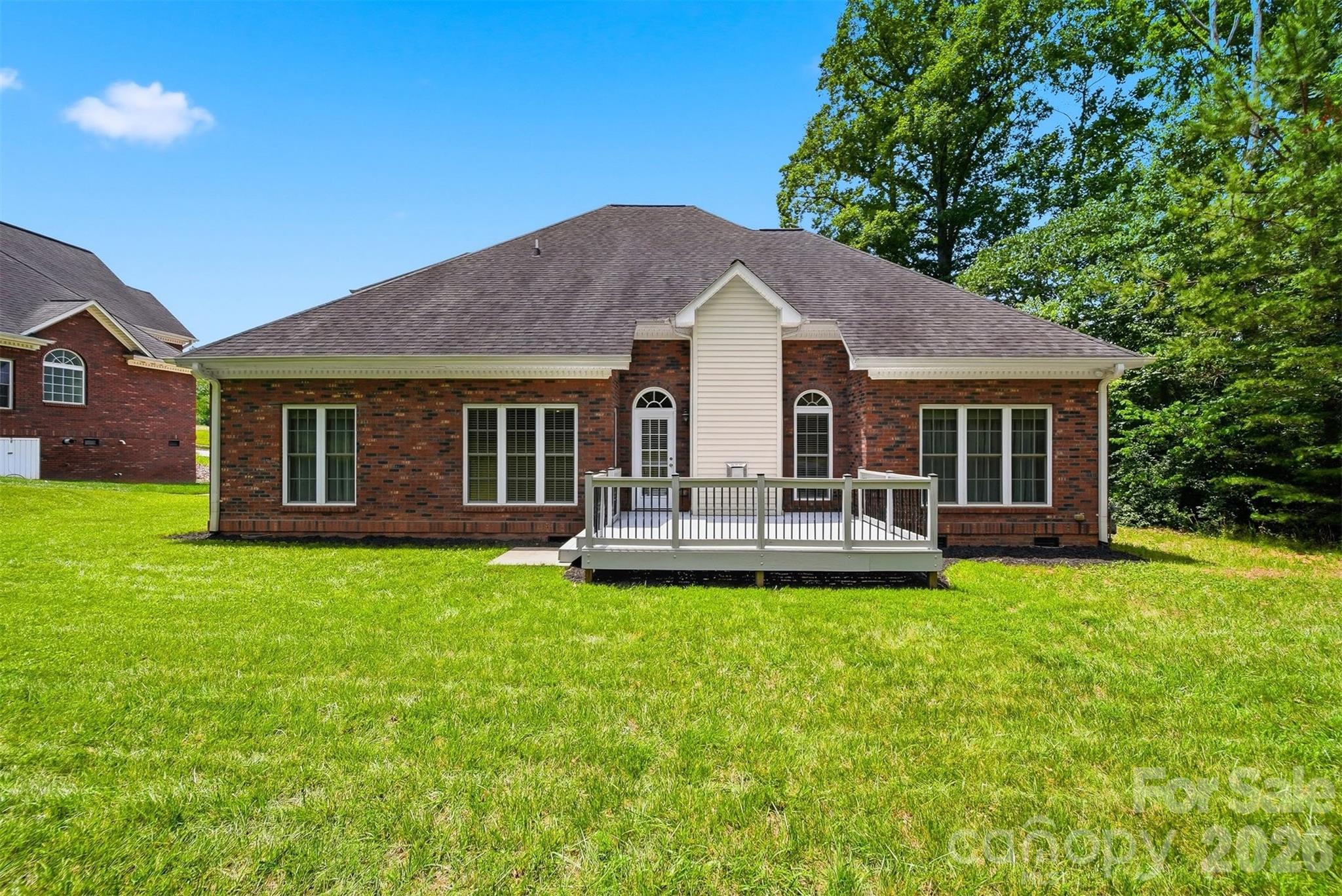 1110 Mayfield Circle NW