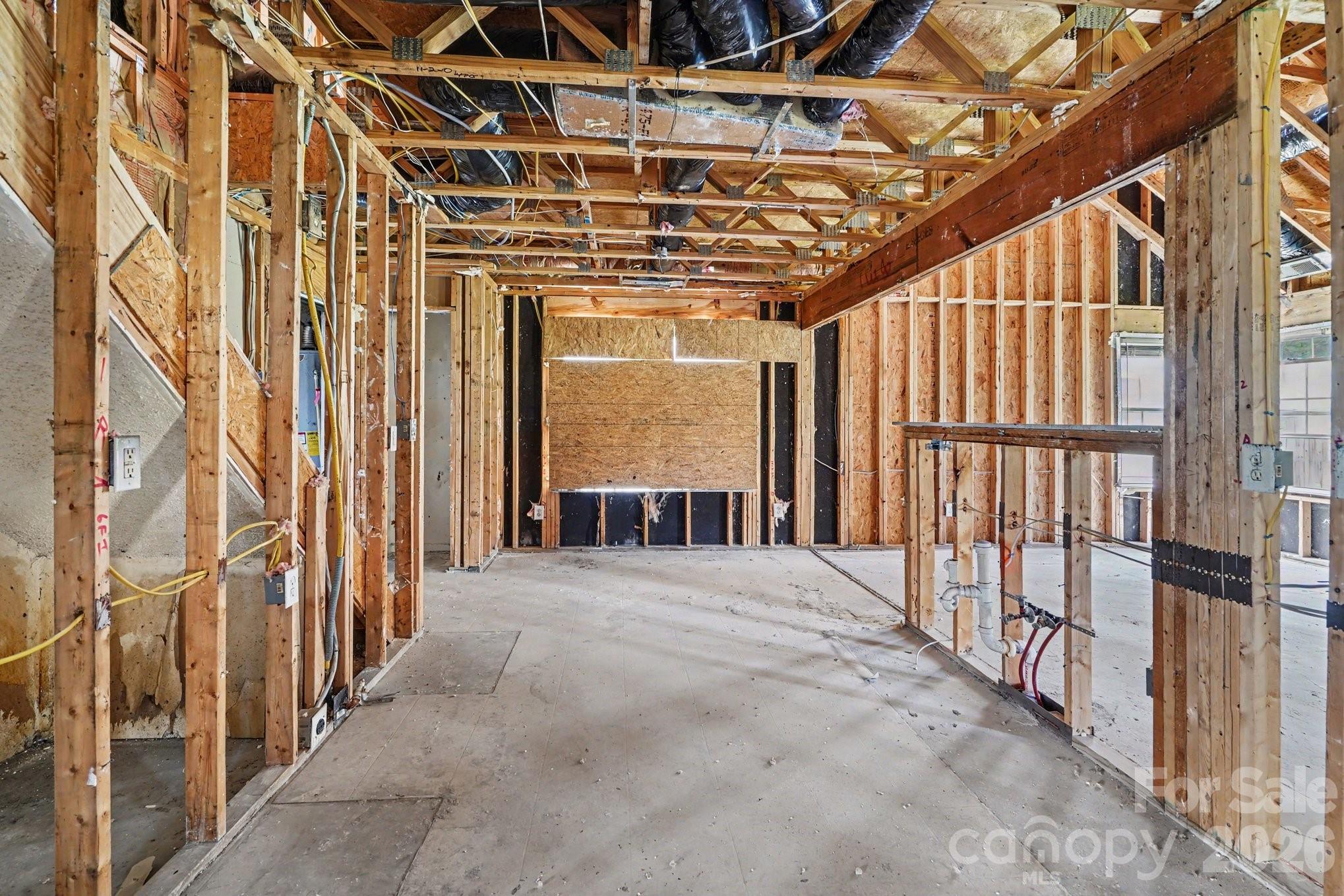 10411 Pickerel Lane