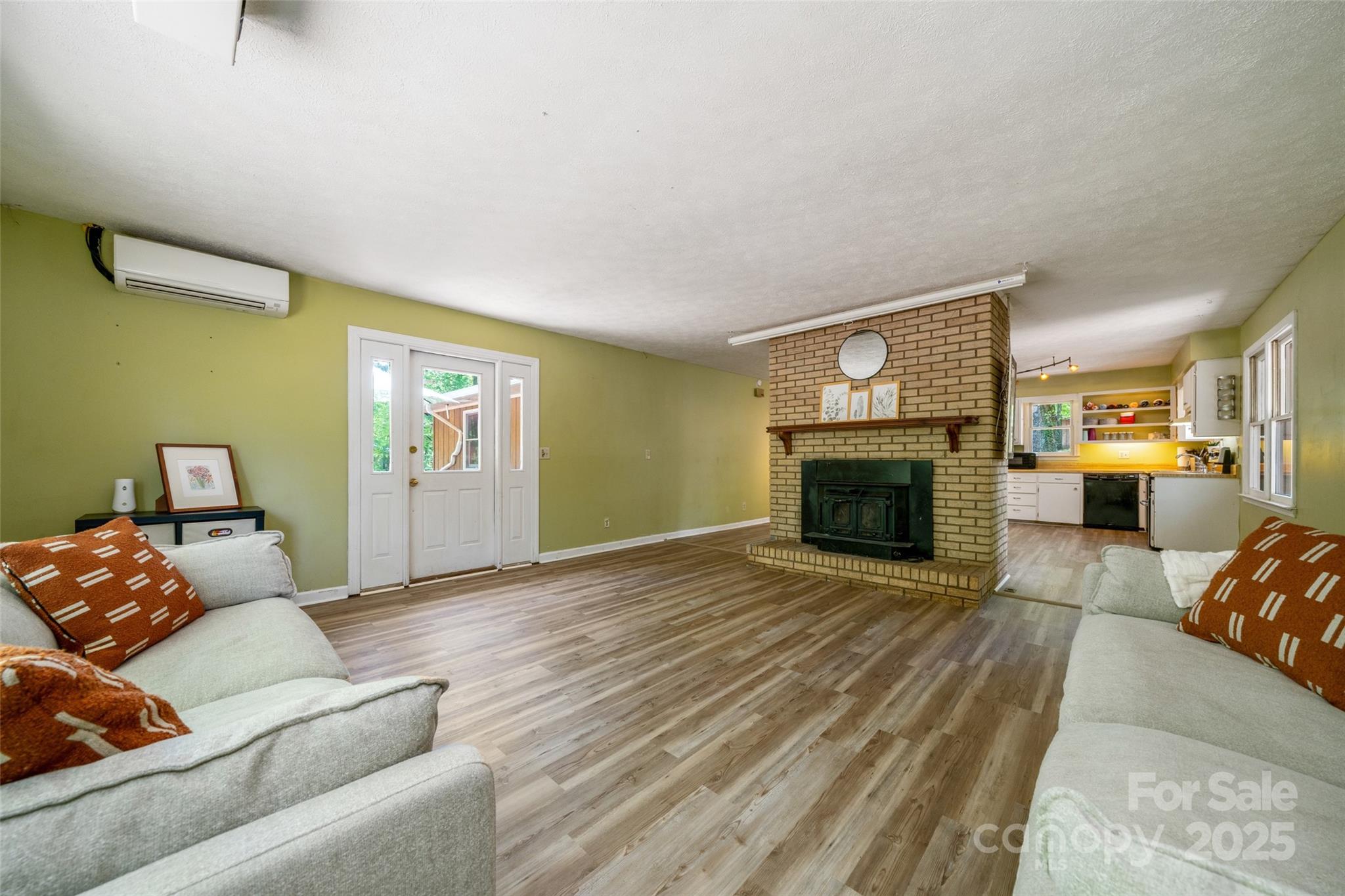 106 Gordon Drive