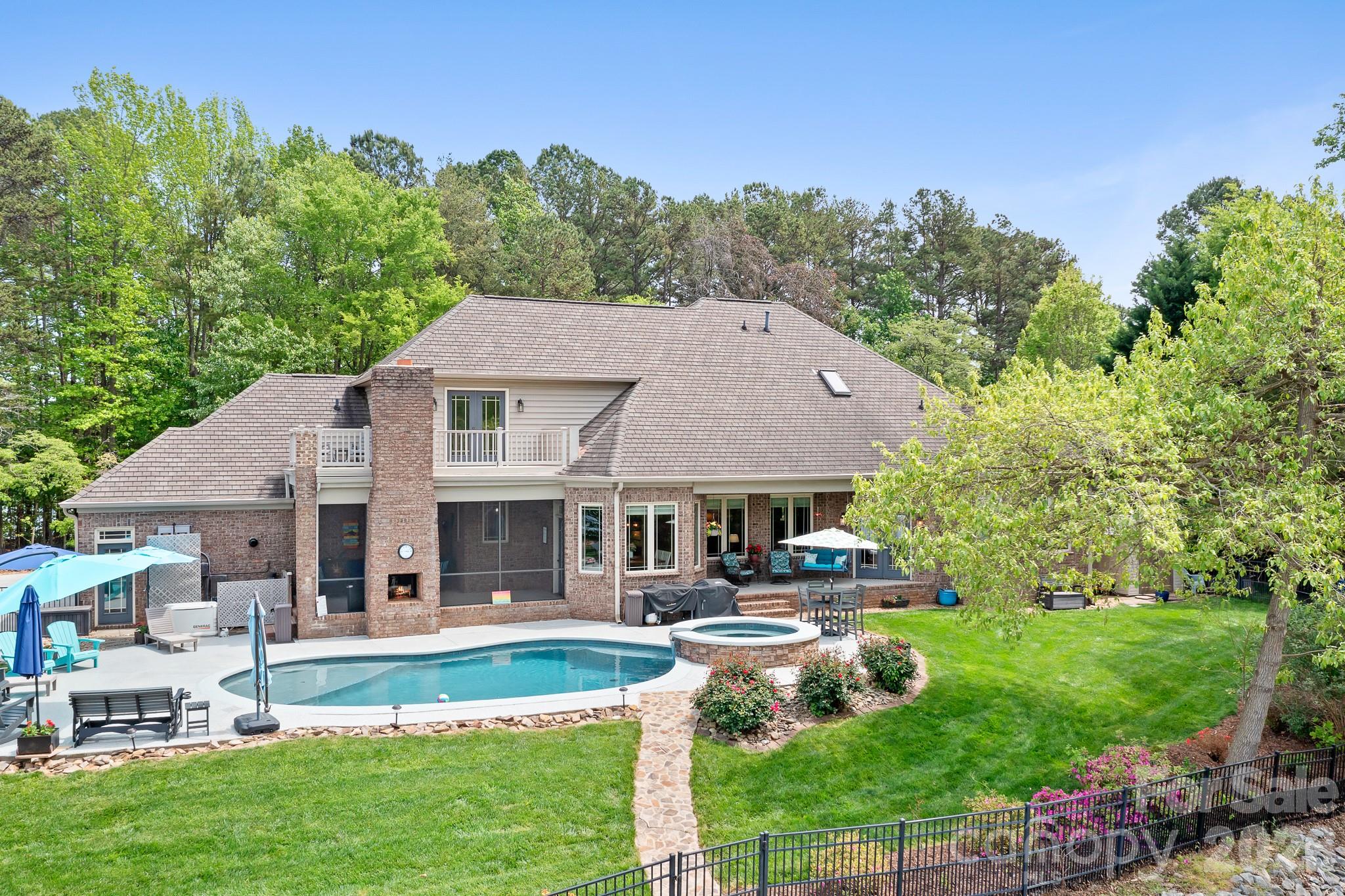 Nixon Heights - Residential