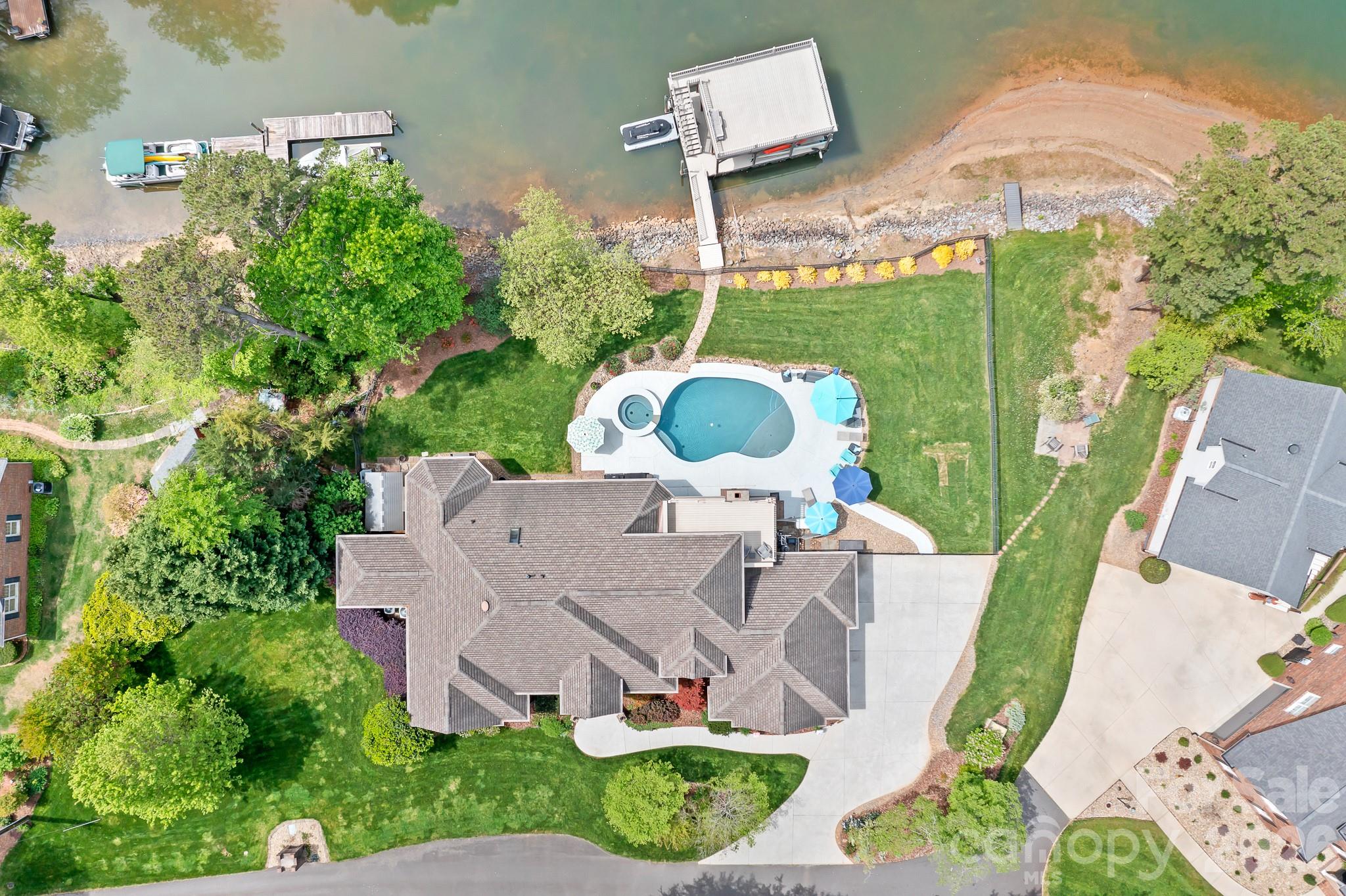 Nixon Heights - Residential