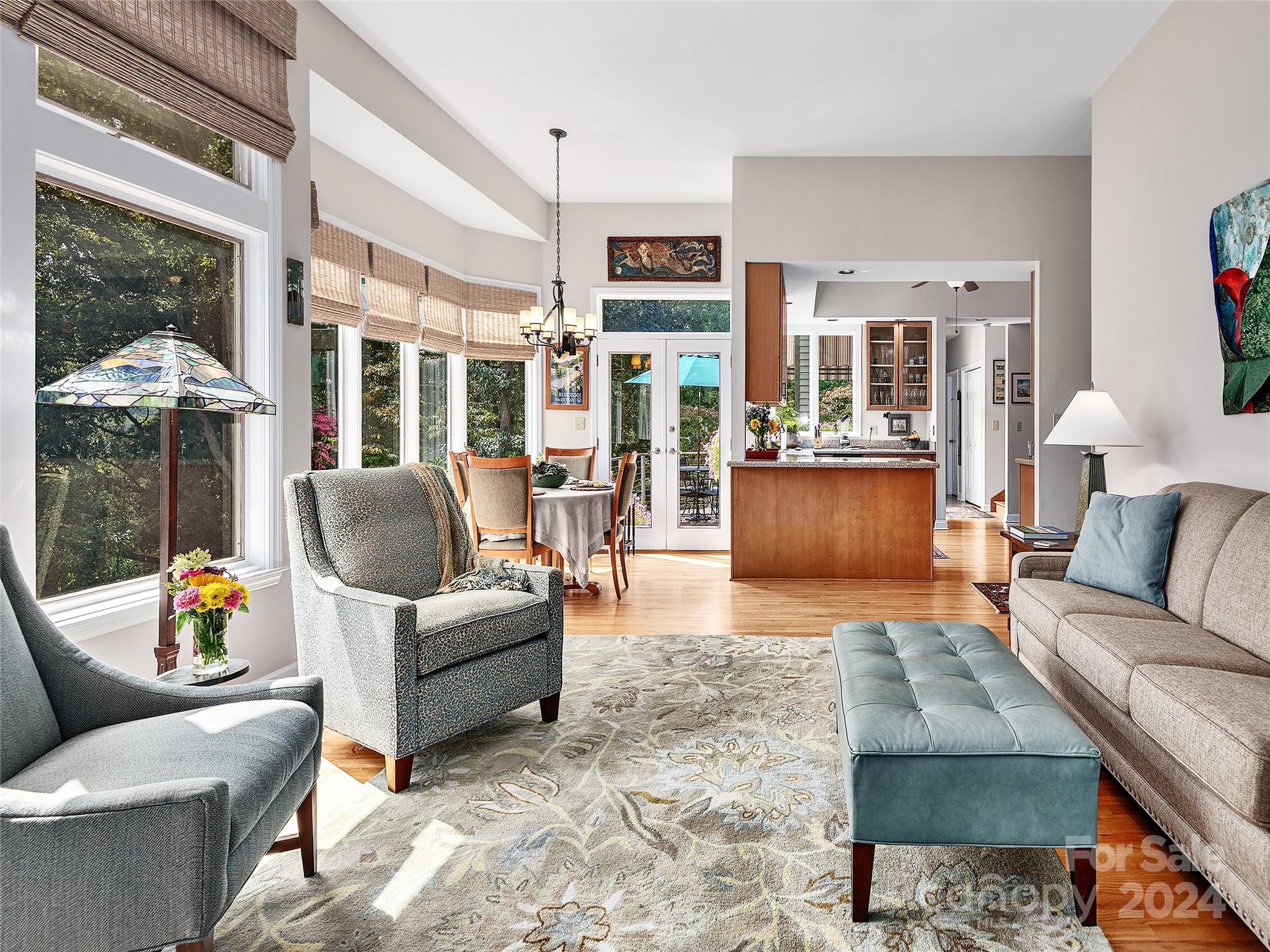 Kimberly Knoll - Residential