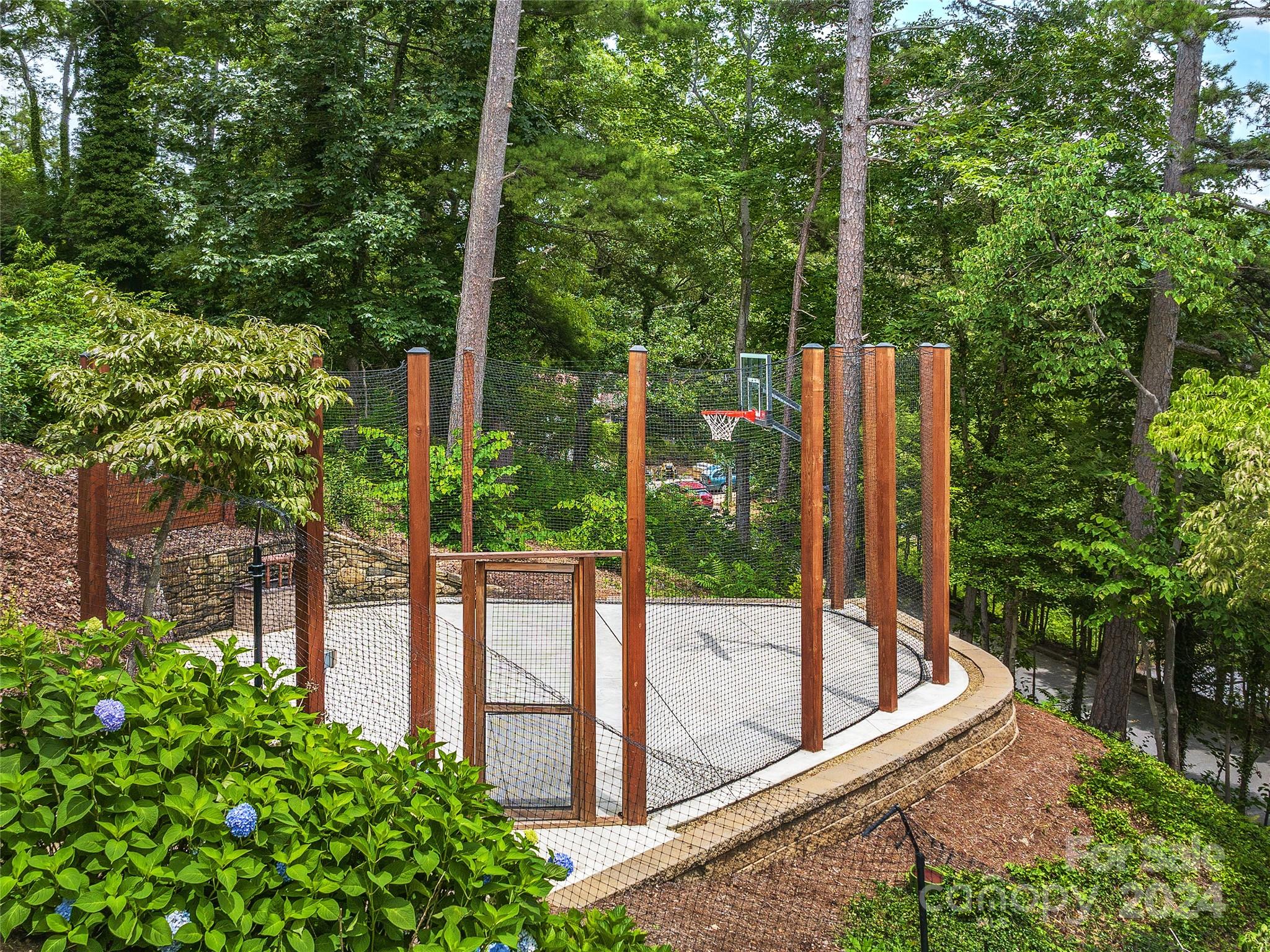 Kimberly Knoll - Residential