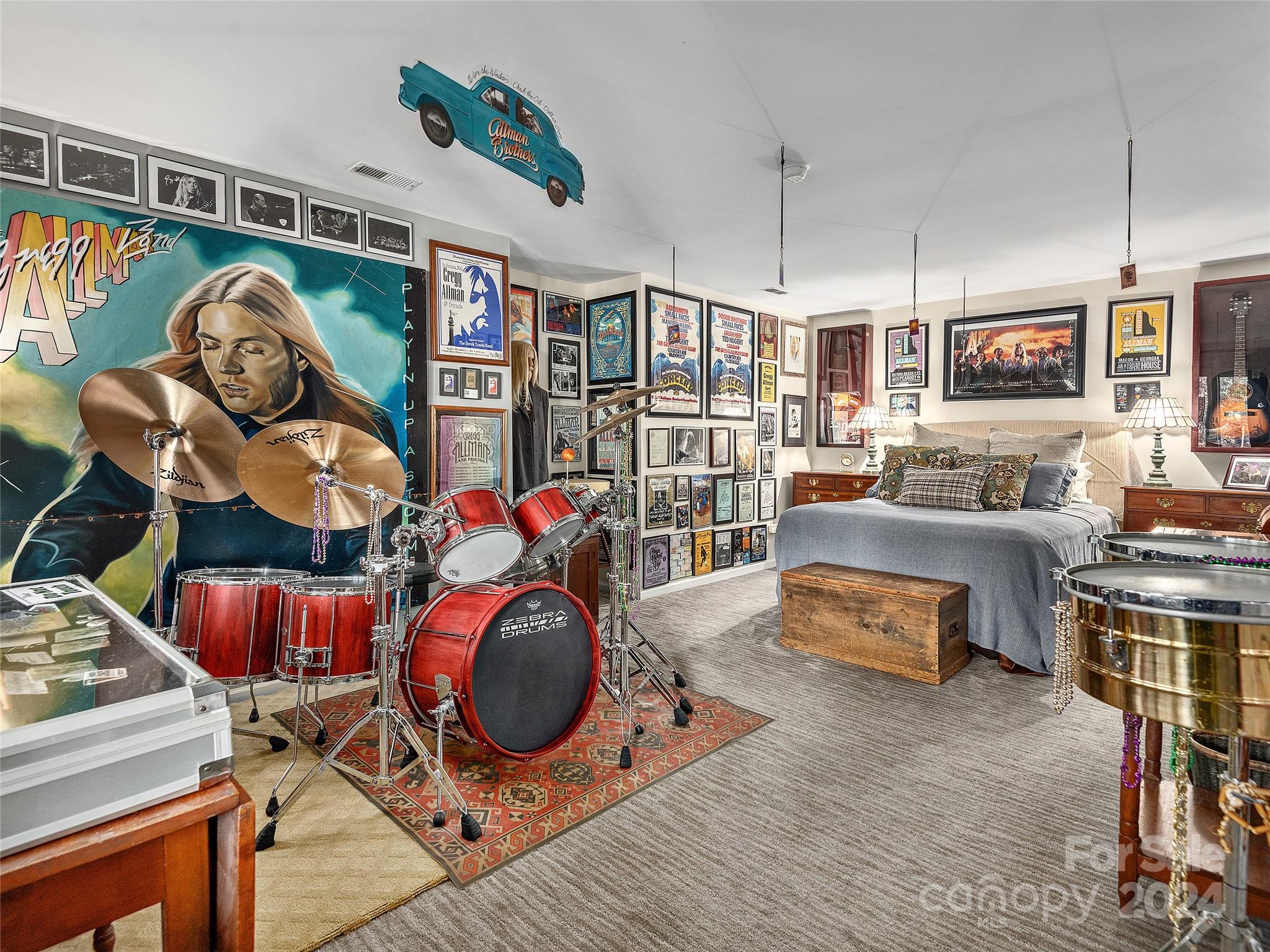 Kimberly Knoll - Residential