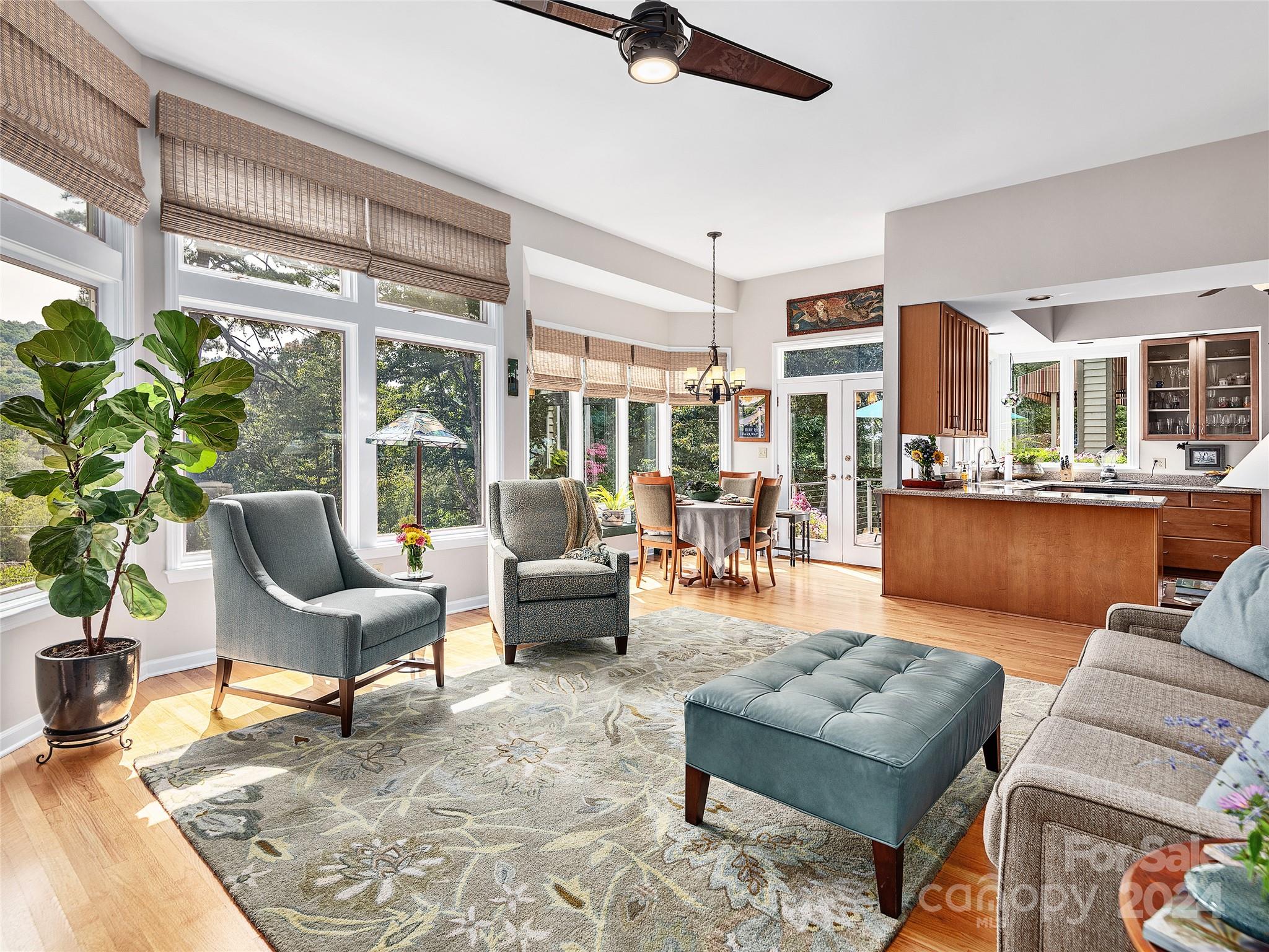 Kimberly Knoll - Residential