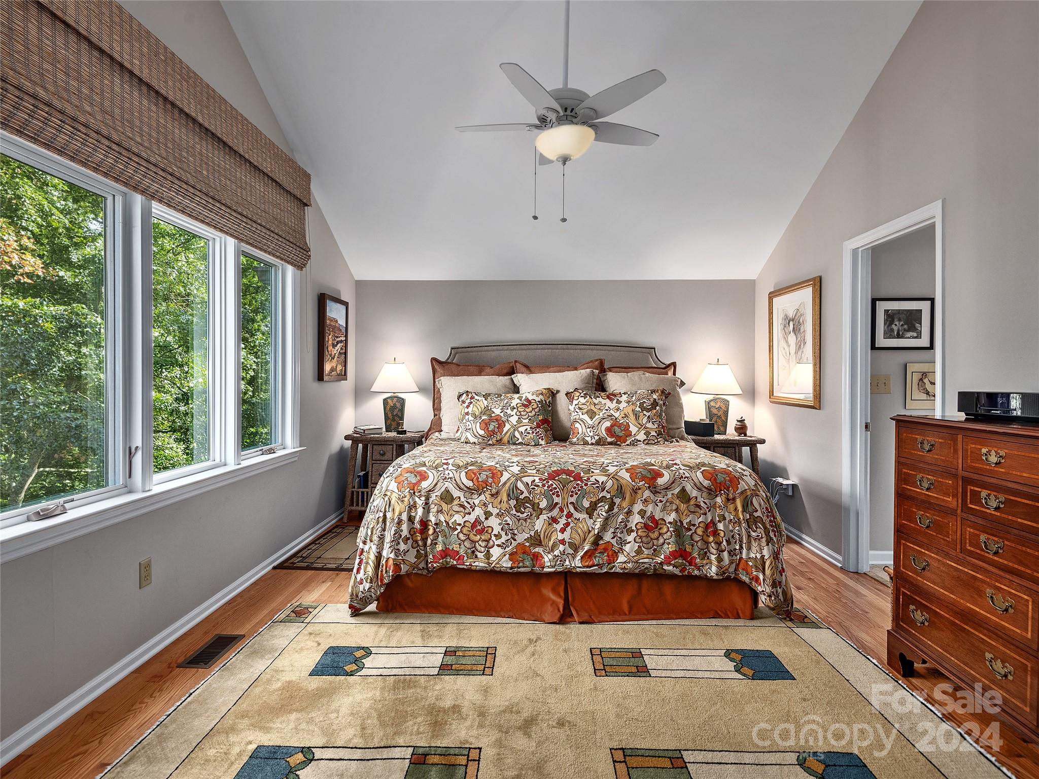 Kimberly Knoll - Residential