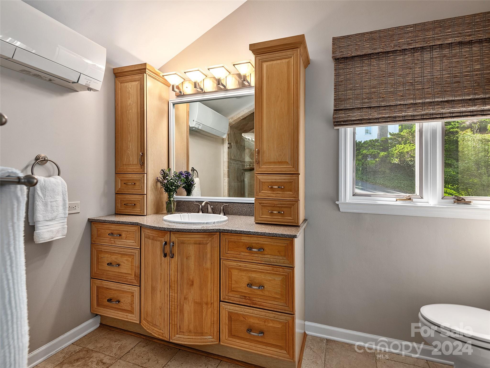 Kimberly Knoll - Residential