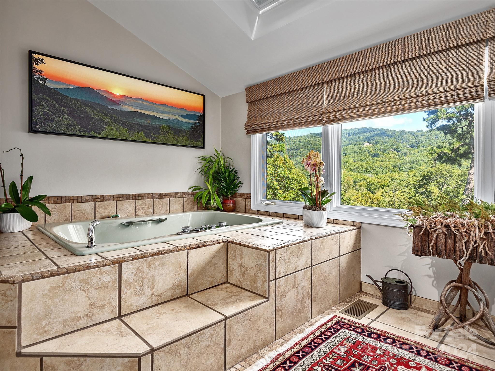 Kimberly Knoll - Residential