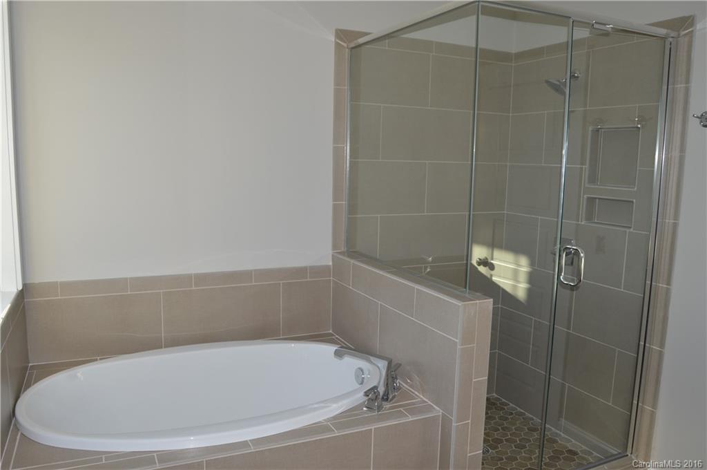 Eagle Park - Residential