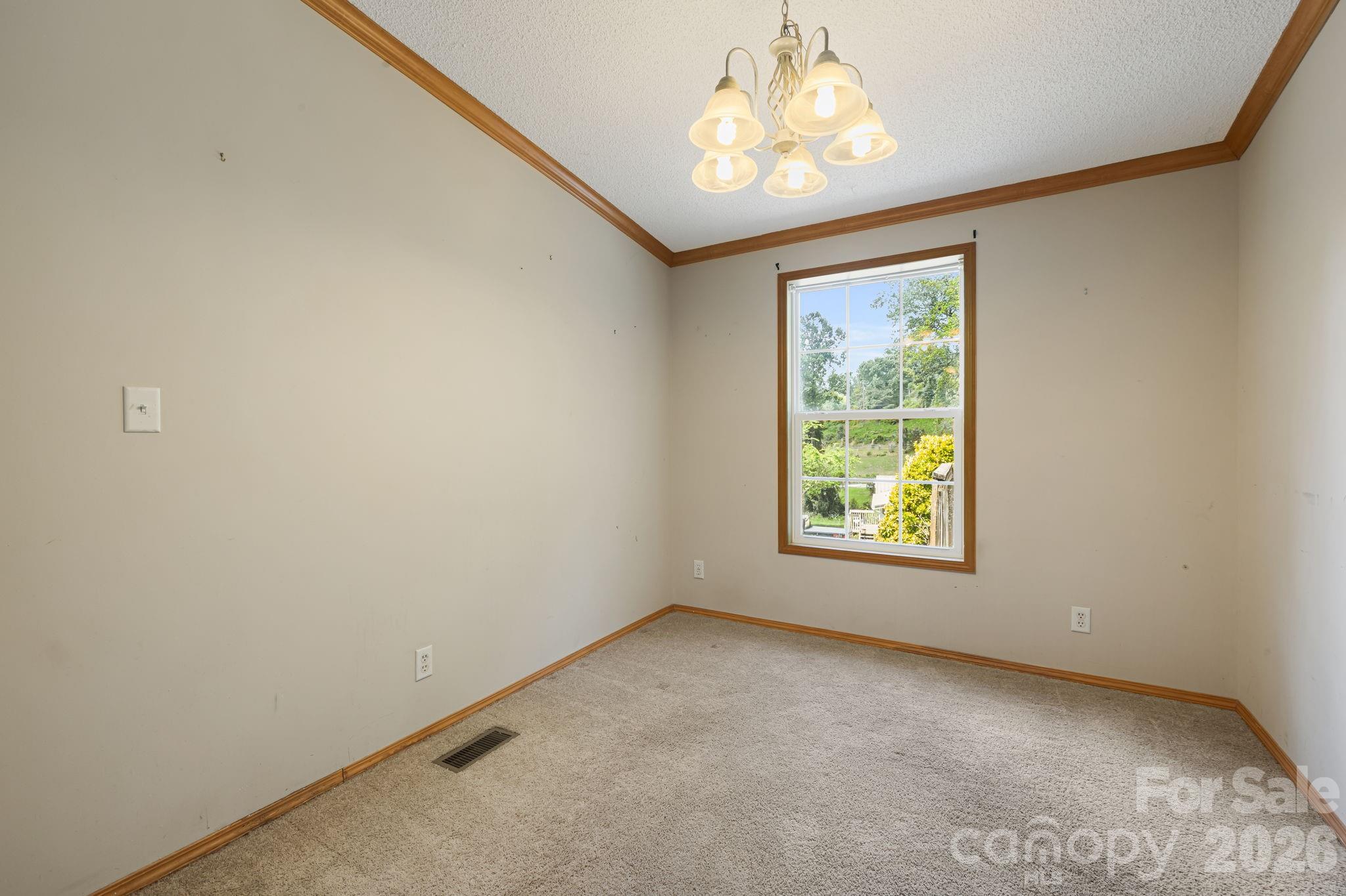 142 Josiah Lane
