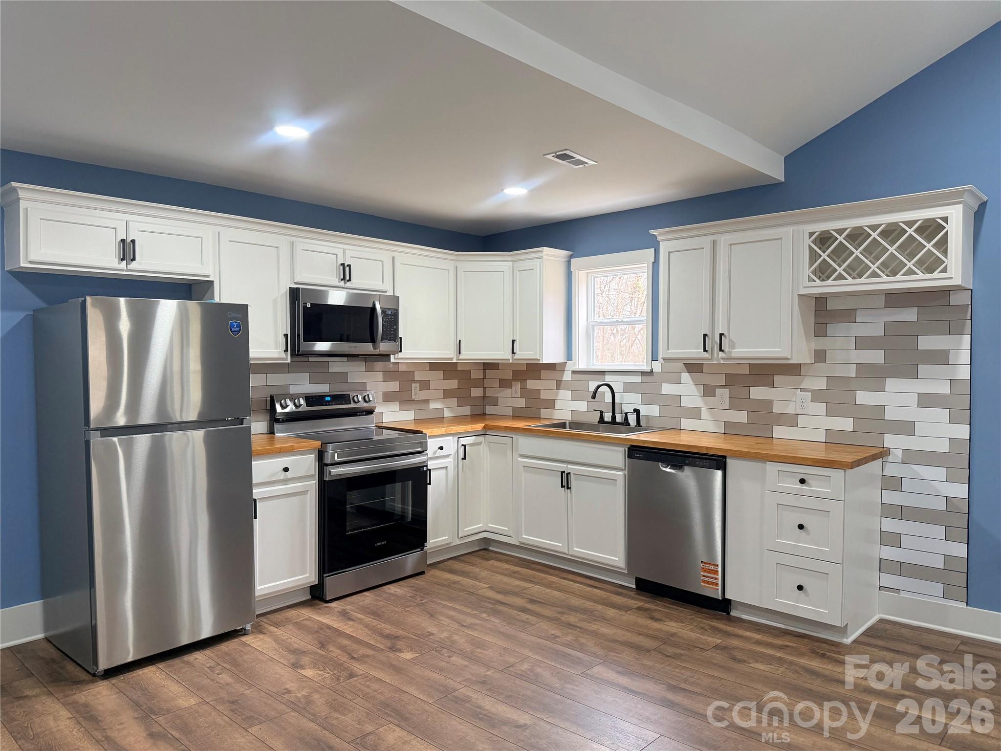 706 S Salisbury Avenue