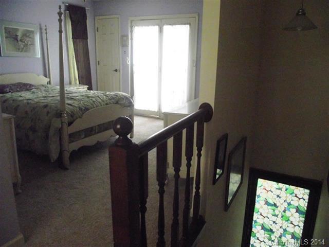 Tega Cay - Residential