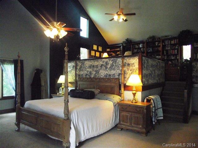 Tega Cay - Residential