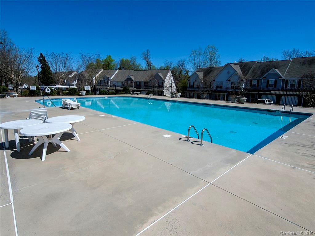 Lexington Commons - Residential