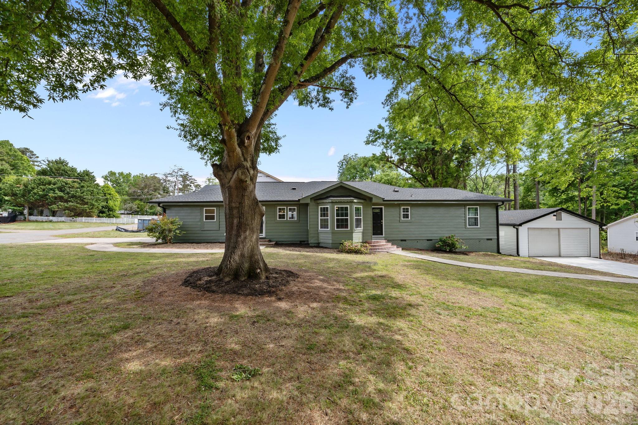 6109 Cora Street