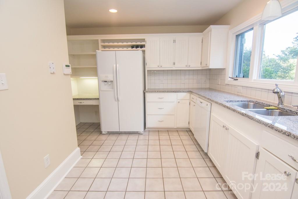 Lansdowne - Residential Lease