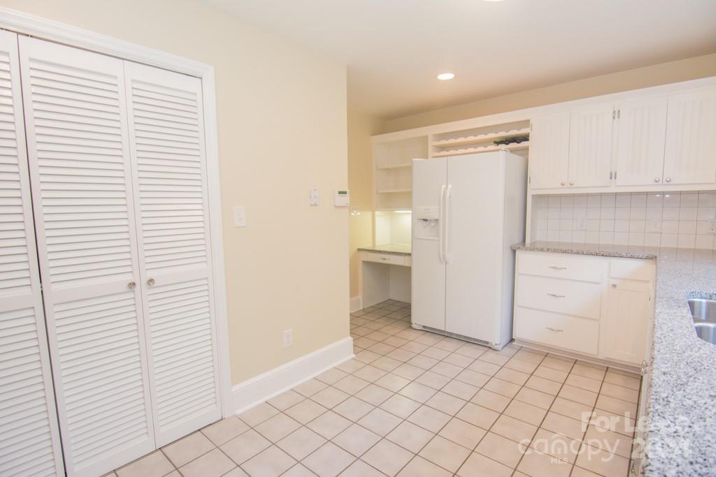 Lansdowne - Residential Lease