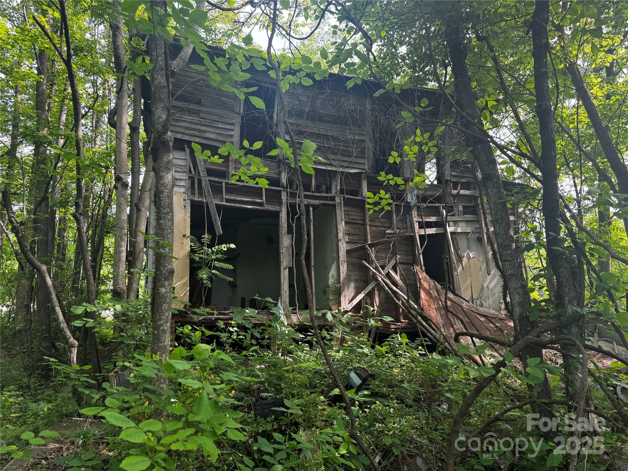 512 River Hill Road
