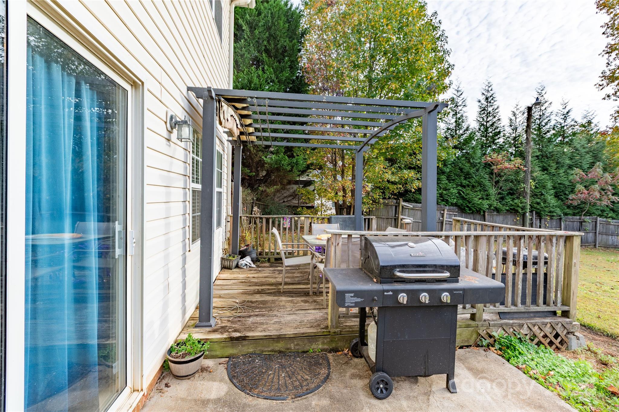 Summer Ridge - Residential