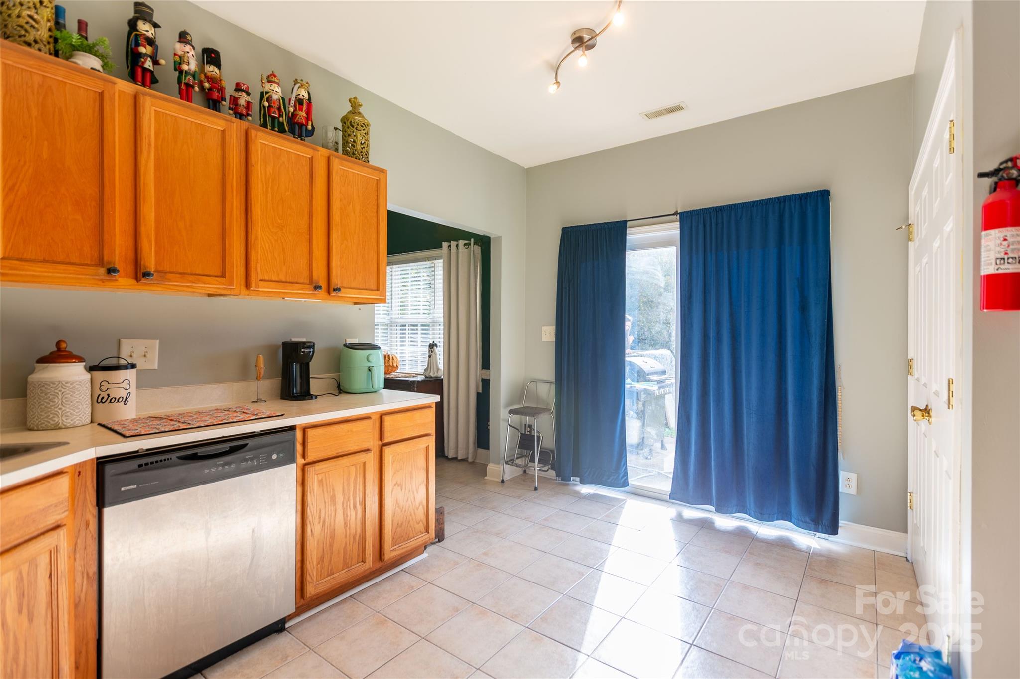 Summer Ridge - Residential