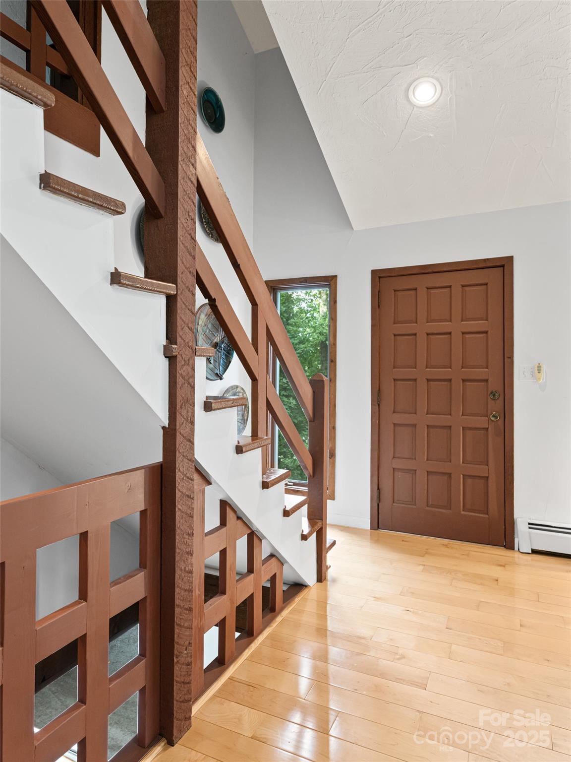 193 Rhododendron Drive