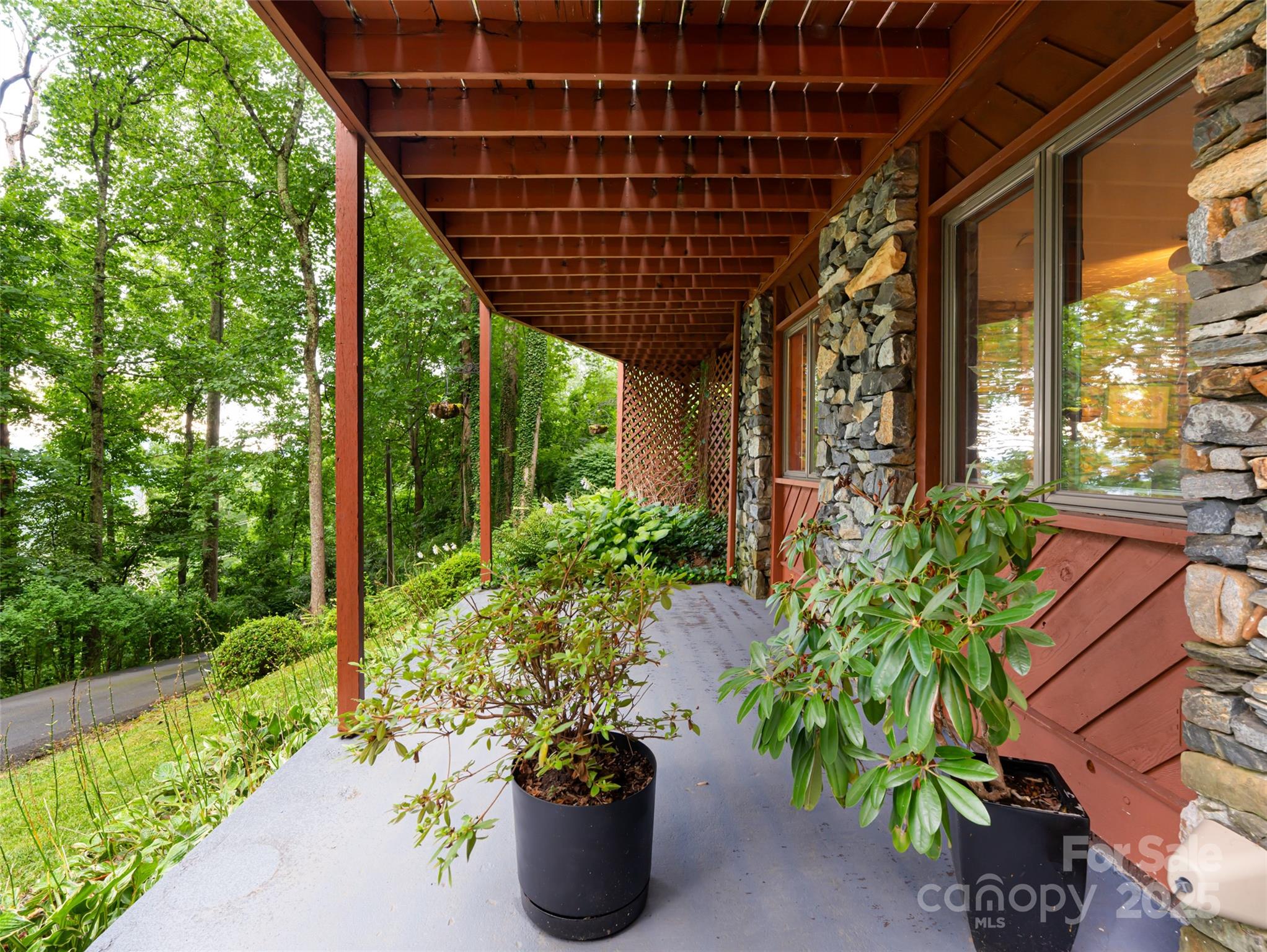 193 Rhododendron Drive