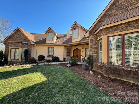 Photo of 628 Vista Falls Road, Mills River, NC 28759 (MLS # 4358678)