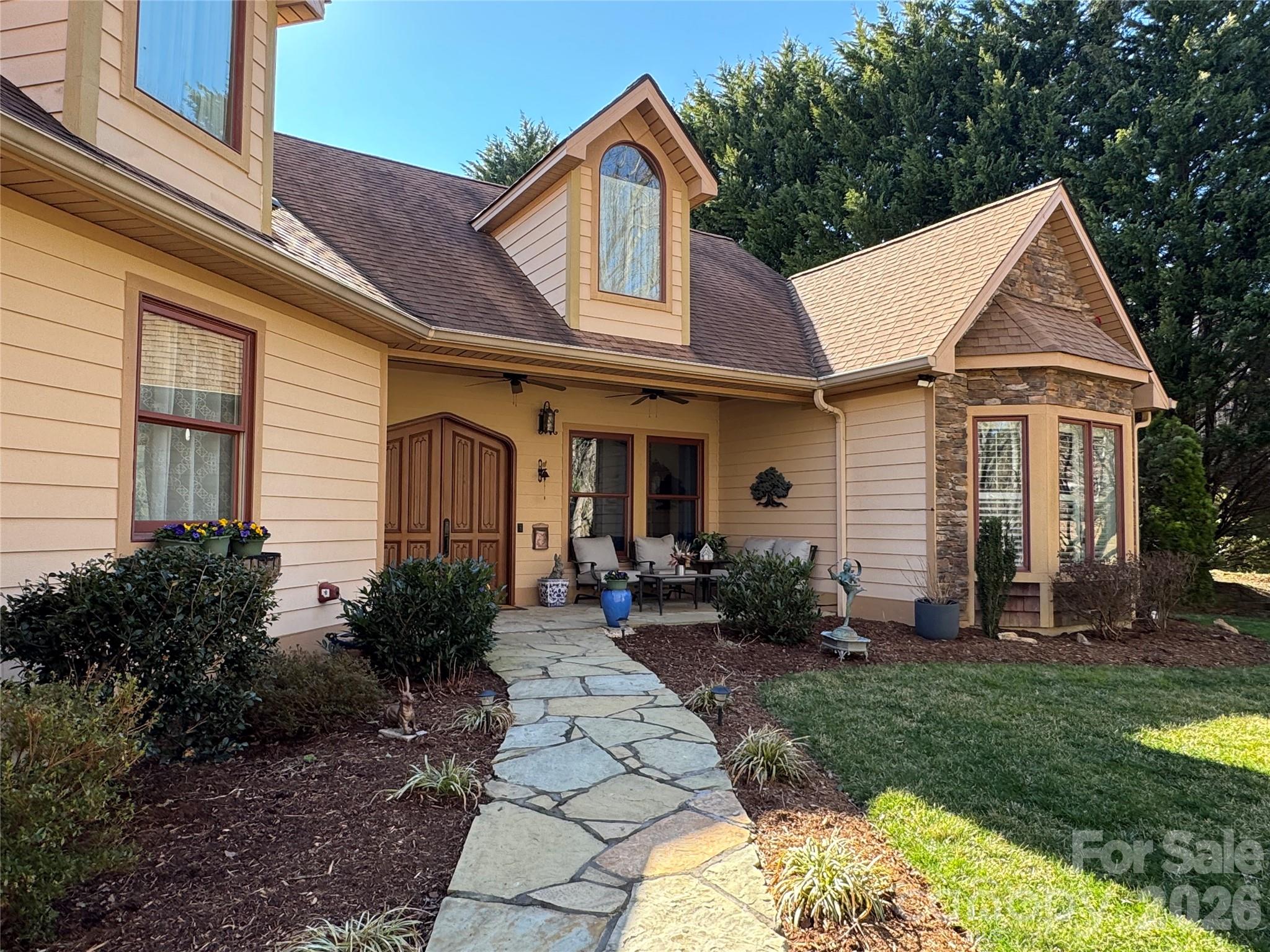 628 Vista Falls Road