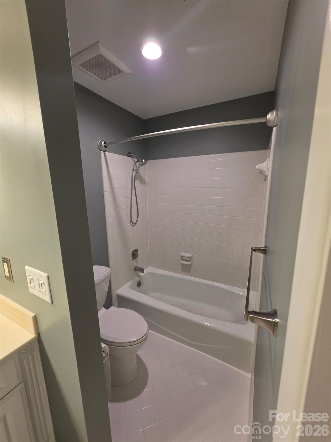 Mariner Villas - Residential Lease